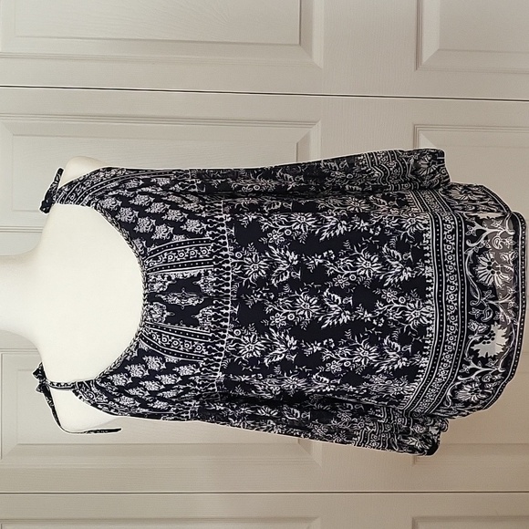 INC International Concepts Cold-Shoulder Scoop Front Embellished Top - Size S - Picture 1 of 7